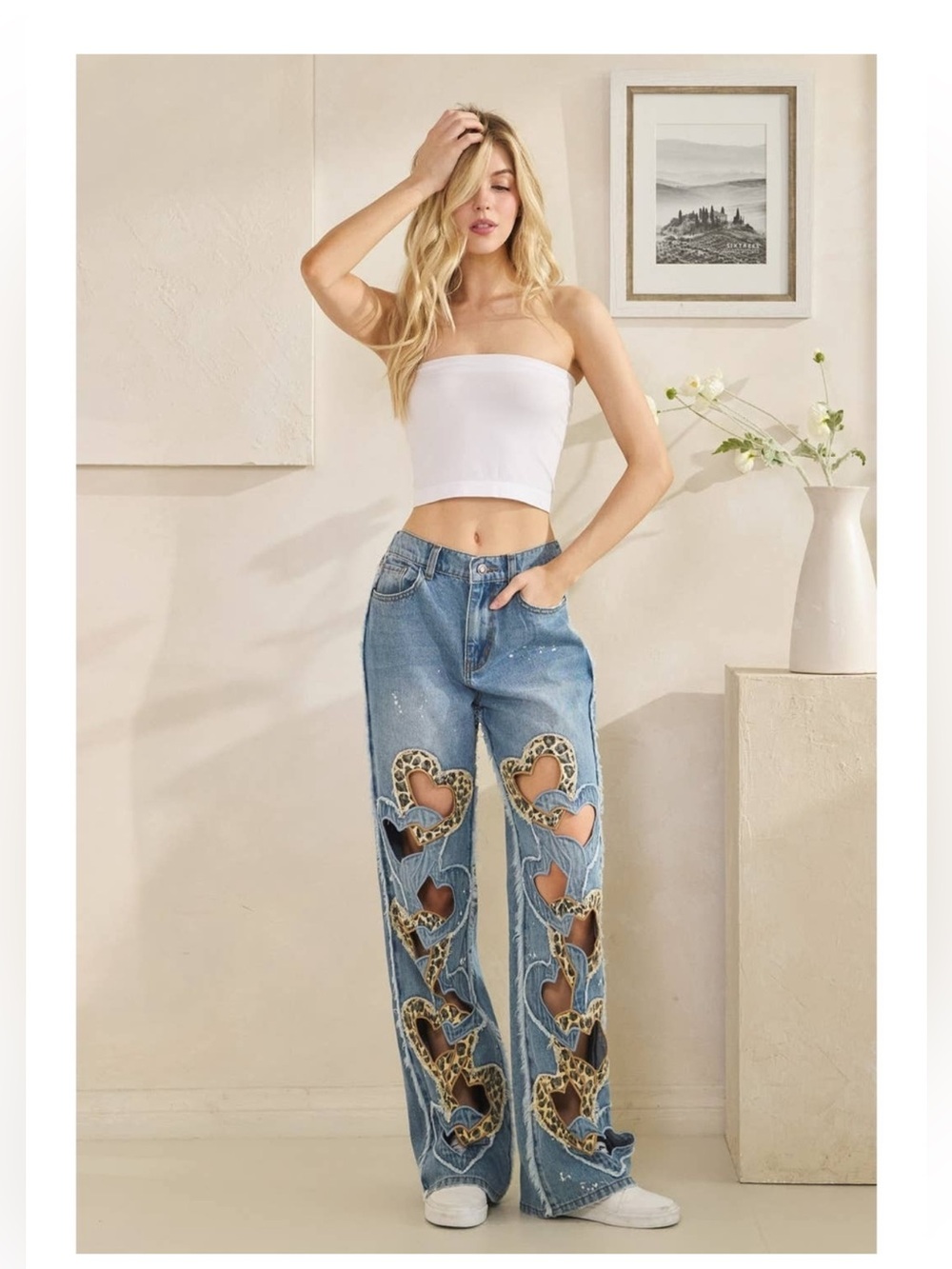 Oli & Hali Blue Denim Wide-Leg Jeans with Leopard Heart Cutouts - Picture 2 of 4